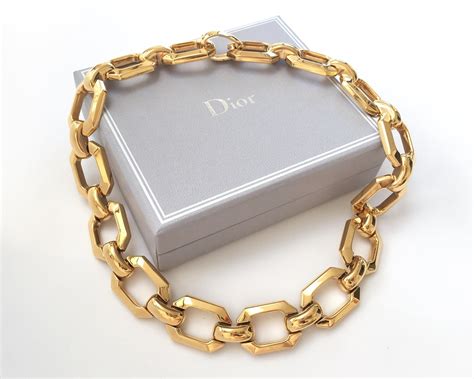 chr dior vintage jewelry.